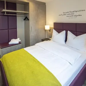 Hotel Gloria Superior, Stoccarda